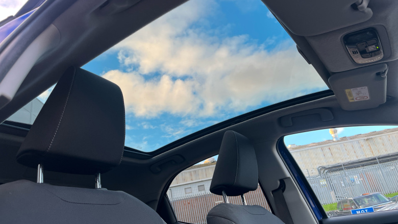 Toyota Yaris 1.5 Hybrid Design 5dr CVT [Panoramic Roof] Hybrid Hatchback